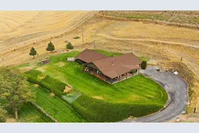 338 E Bramhall Road, Dayton, WA 99328 - Photo 1