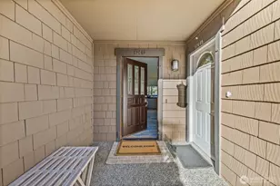 17442 NE 40th Pl, Redmond, WA 98052 - Photo 2