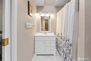 654 Malibu Dr SE, Lacey, WA 98503 - Photo 16