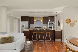 10000 Main St, Bellevue, WA 98004 - Photo 4