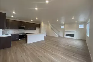 1439 121st Ave SE, Lake Stevens, WA 98258 - Photo 2