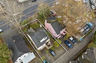 7842 Lake City Way NE, Seattle, WA 98115 - Photo 4