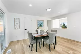 1845 N Hawthorne Dr, Tacoma, WA 98406 - Photo 14