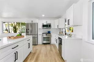 1845 N Hawthorne Dr, Tacoma, WA 98406 - Photo 12