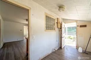 8723 7th Ave S, Seattle, WA 98108 - Photo 14