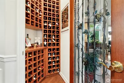 6105 155th Avenue SE, Bellevue, WA 98006 - Photo 10