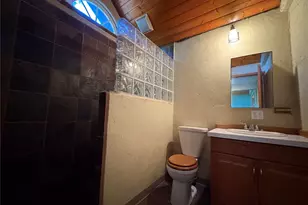 711 E Island Lake Dr, Shelton, WA 98584 - Photo 10