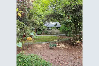 9380 Ferncliff Avenue NE, Bainbridge Island, WA 98110 - Photo 32