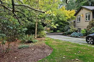 9380 Ferncliff Ave NE, Bainbridge Island, WA 98110 - Photo 34