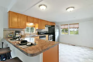 13320 Hwy 99, Everett, WA 98204 - Photo 4