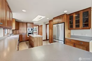 1015 Aqua Vista Ln, Camano Island, WA 98282 - Photo 16