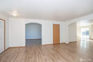 11220 212th St E, Graham, WA 98338 - Photo 8