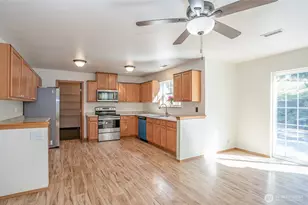 11220 212th St E, Graham, WA 98338 - Photo 12