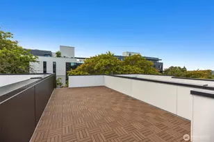 2110 1st Ave N, Seattle, WA 98109 - Photo 26