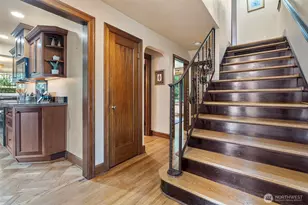 88 N Orchard Rd, Tacoma, WA 98406 - Photo 2