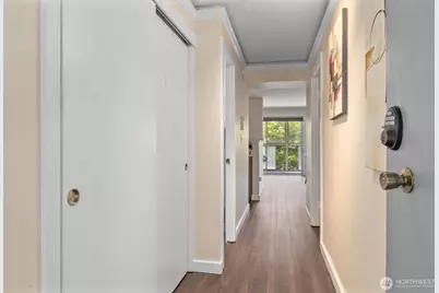 1740 Melrose Avenue #203, Seattle, WA 98122 - Photo 2