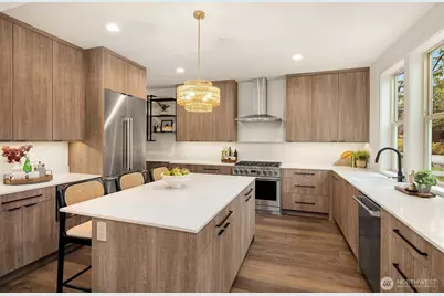 637 18th Avenue W, Kirkland, WA 98033 - Photo 6