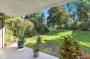 6423 Sand Point Way NE, Seattle, WA 98115 - Photo 28