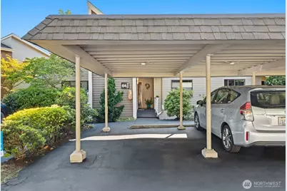 6423 Sand Point Way NE, Seattle, WA 98115 - Photo 2