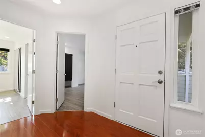 910 NW Leisure Lane, Bremerton, WA 98311 - Photo 4