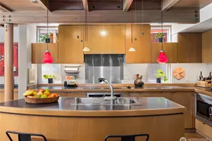 2466 Westlake Ave N, Seattle, WA 98109 - Photo 14