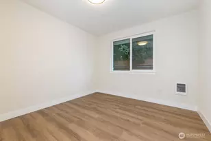 6314 Valley Ave E, Fife, WA 98424 - Photo 14