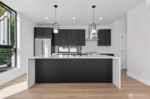 218 21st Ave E, Seattle, WA 98112 - Photo 16