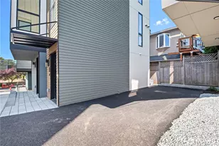 218 21st Ave E, Seattle, WA 98112 - Photo 36