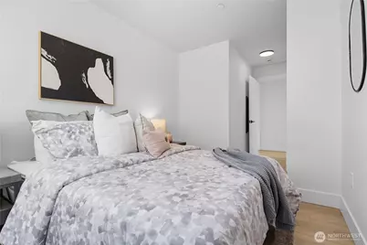 220 21st Avenue E, Seattle, WA 98112 - Photo 32