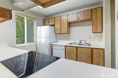 19855 25th Avenue NE #206, Shoreline, WA 98155 - Photo 10