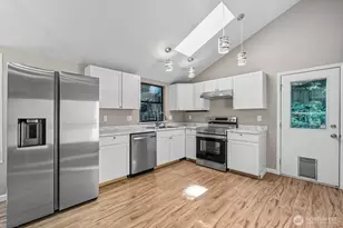 1271 Bay Lp SW, Tumwater, WA 98512 - Photo 8