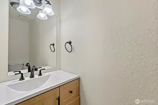 1271 Bay Lp SW, Tumwater, WA 98512 - Photo 10