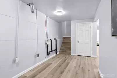 11250 57th Avenue S, Seattle, WA 98178 - Photo 28