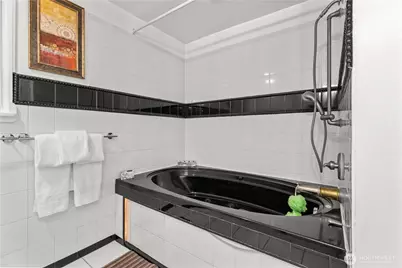 9120 209th Avenue NE, Redmond, WA 98053 - Photo 10