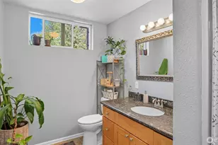 17268 SE Petrovitsky Rd, Renton, WA 98058 - Photo 10