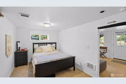 17268 SE Petrovitsky Road, Renton, WA 98058 - Photo 18