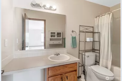 308 Easy Street SE, Rainier, WA 98576 - Photo 22