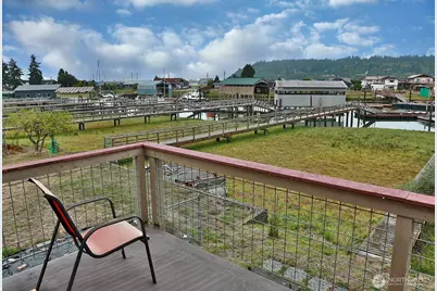 8122 Autumn Lane, Clinton, WA 98236 - Photo 14