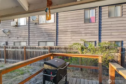 911 16th Avenue, Longview, WA 98632 - Photo 24