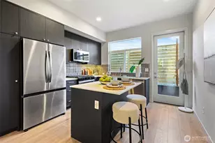 9725 6th Ave NW, Seattle, WA 98117 - Photo 2