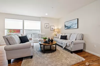 2434 Yakima Court, Tacoma, WA 98405 - Photo 4