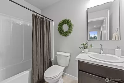 7025 Rainier Drive #B, Everett, WA 98203 - Photo 36