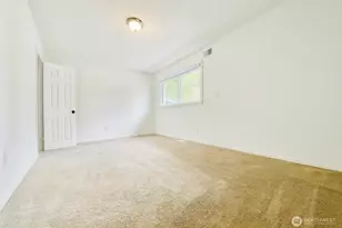 2107 S Kent Des Moines Rd, Des Moines, WA 98198 - Photo 8