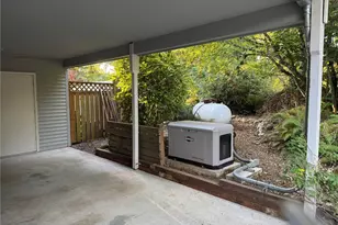 17614 49th St E, Lake Tapps, WA 98391 - Photo 38