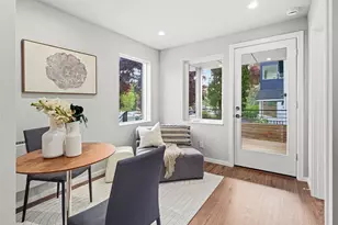 4464 Midvale Ave N, Seattle, WA 98103 - Photo 2