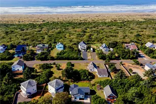 241 Ocean Shores Blvd SW, Ocean Shores, WA 98569 - Photo 24