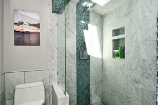 11809 NE 74th St, Kirkland, WA 98033 - Photo 16