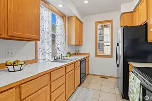25123 Roberts Dr, Black Diamond, WA 98010 - Photo 18