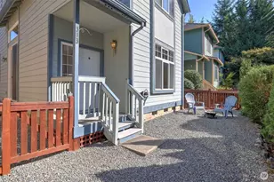 25123 Roberts Dr, Black Diamond, WA 98010 - Photo 30