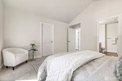 15623 44th Place W #Unit B, Lynnwood, WA 98087 - Photo 12